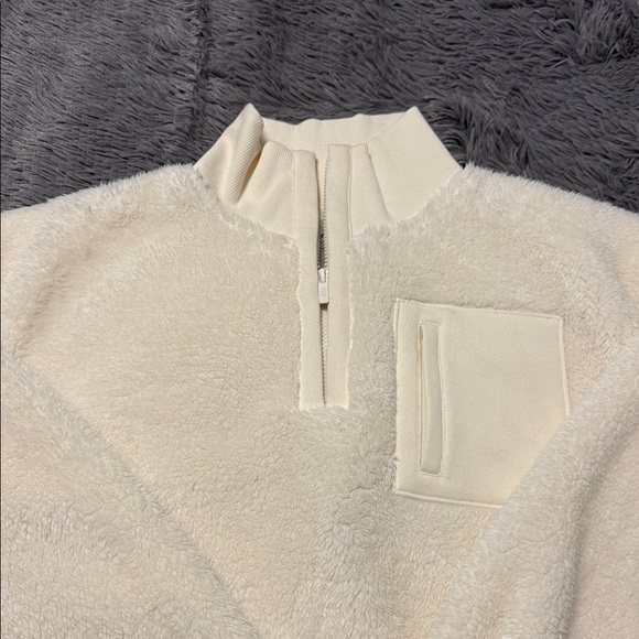 UGG Janeann Half Zip - Picture 3 of 6